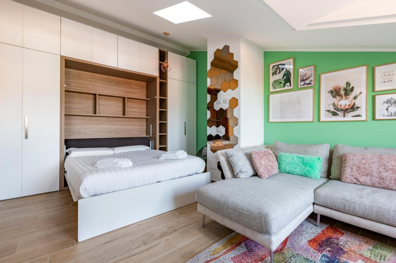 Cozy Studio W/Parking 5 Min Walk From The Bus Stop Milão Exterior foto
